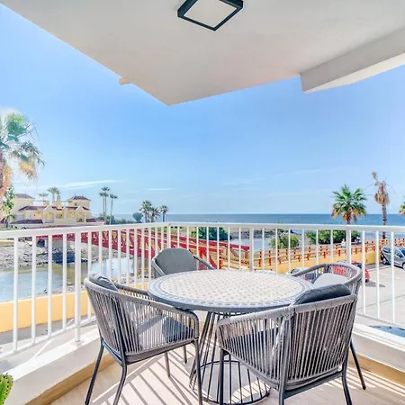 Front Flat With Sea Views Apartman Marbella