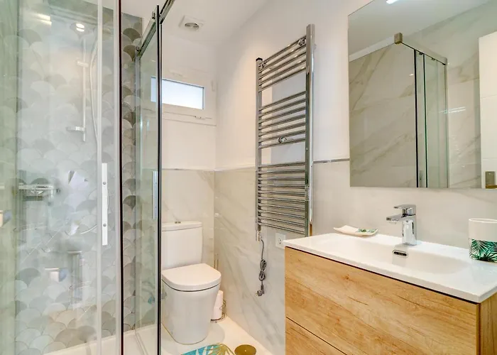 Front Flat With Sea Views Appartement