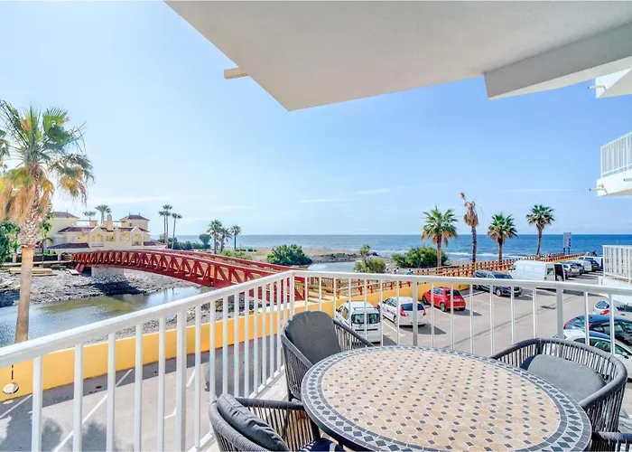 Front Flat With Sea Views